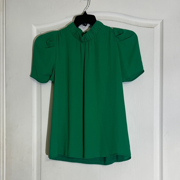 LOFT Tops - LOFT Emerald Green Ruffled Mock Neck Short Sleeve Blouse